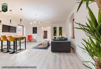 Sierra - Northstar Apartments allows 18 year olds to book a room