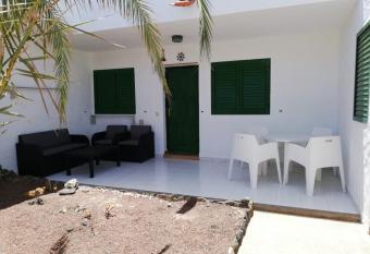 Apartamentos Albaula 5 has Balcony rooms