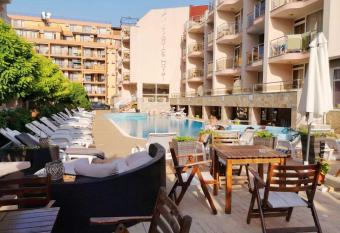 Tropics Hotel - Ultra All Inclusive has Balcony rooms