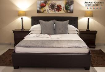 Airport Gardens Boutique Hotel has Balcony rooms