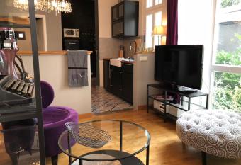Villa Luise Appartement allows 18 year olds to book a room