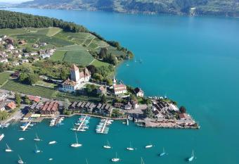 Hotel Seaside has Balcony rooms