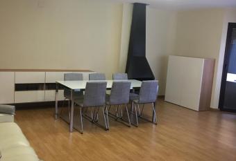 APARTAMENTO CENTRICO PARKING - WIFi has Balcony rooms