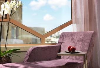 Grand Hyatt Amman has Balcony rooms