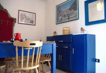 Casa Carolina has Balcony rooms