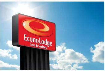 Econo Lodge Inn & Suites has Smoking rooms