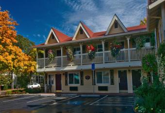 Silverton Inn & Suites has Balcony rooms