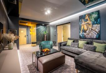 Hotel Bodrog Wellness & Elix Spa has Balcony rooms