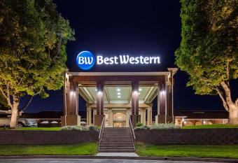 Best Western Pocatello Inn allows 18 year olds to book a room