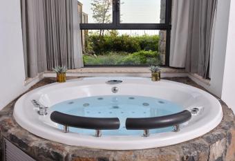                                        allows 18 year olds to book a room