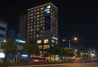 Hotel Daoom has Balcony rooms