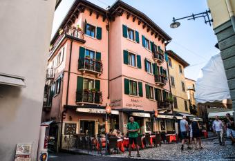 Hotel Lago Di Garda has Balcony rooms