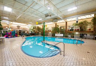 Victoria Inn Hotel & Convention Centre Brandon has Balcony rooms