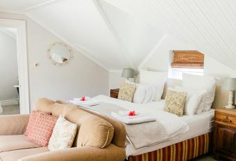 Knorhoek Country Guesthouse has Balcony rooms