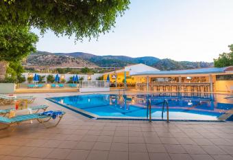 Melissa Apartments, Studios & Suites has Balcony rooms