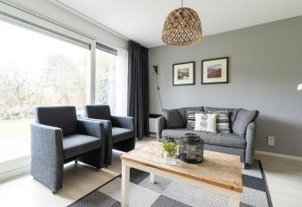 Appartement NoorderKragt, Amelander Kaap allows 18 year olds to book a room