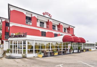 Hotel Zephyr - Plovanija has Balcony rooms