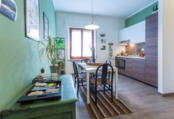 La Casa di Miele has Balcony rooms