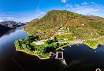 Moradias Douro Internacional has Balcony rooms