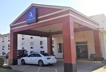 Ashley Inn Ponca City has Smoking rooms