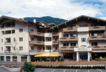 Apart Hotel Garni Strasser has Balcony rooms