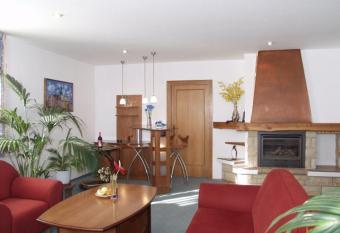 Penzion V Hlubok   a Department Glamp has Balcony rooms