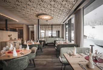 Sporthotel Bachmann has Balcony rooms