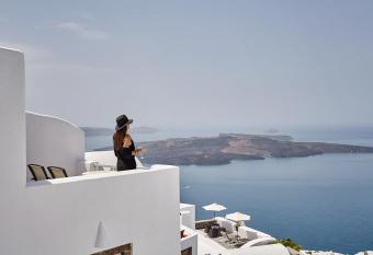 Mirabo Villas allows 18 year olds to book a room