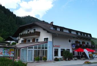 Gasthof Podobnik has Balcony rooms