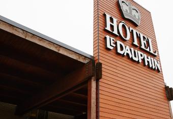 Le Dauphin St-Hyacinthe allows 18 year olds to book a room