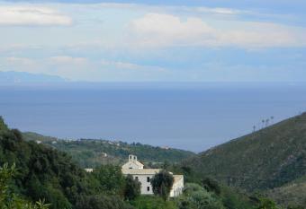 Varazze Sea-Mountain has Balcony rooms