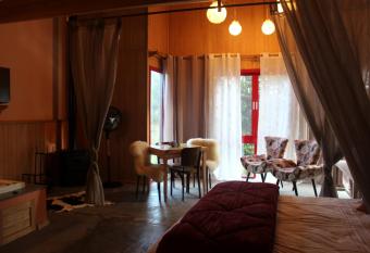 Pousada dos Cataventos allows 18 year olds to book a room