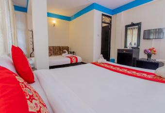 Hotel Silver Home allows 18 year olds to book a room