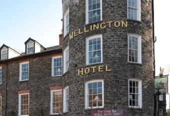The Wellington Hotel allows 18 year olds to book a room