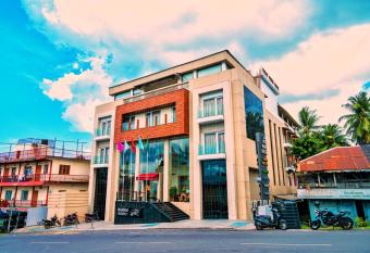 Hotel Mansha Regency allows 18 year olds to book a room