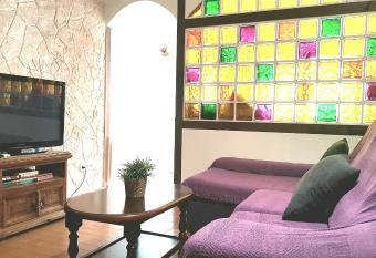 Casa Alegre Estepona allows 18 year olds to book a room