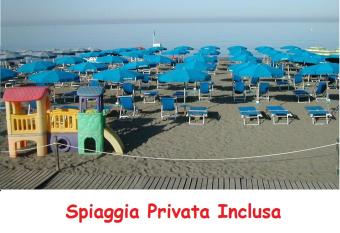 Hotel Flora has Balcony rooms