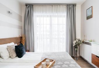 Rezydencja Sienkiewicza By LoftAffair allows 18 year olds to book a room