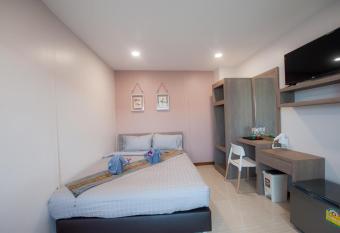 The Moon Night Hotel has Balcony rooms