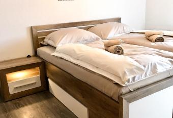 Apartment B  rgerstra  e, 50 q.m. has Balcony rooms