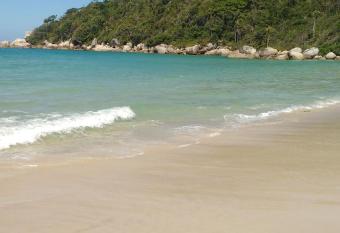 Hospedagem Entre Mar  s has Balcony rooms