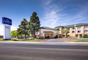 Baymont by Wyndham Roswell allows 18 year olds to book a room