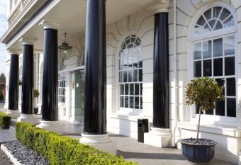 London Croydon Aerodrome Hotel, BW Signature Collection allows 18 year olds to book a room