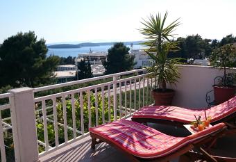 Apartments Mare has Balcony rooms