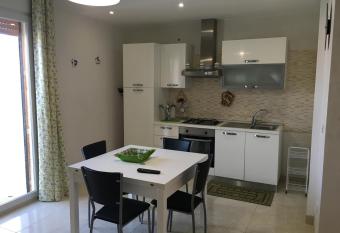 appartamento Luigi has Balcony rooms