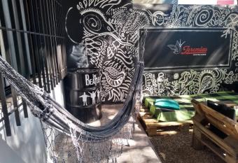 Jeremias Hostel Bar allows 18 year olds to book a room