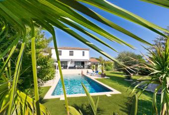 Appartement Villa Quietude allows 18 year olds to book a room