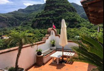 La Casona Azul Boutique Hotel has Balcony rooms