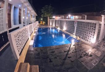 The Royal Joglo has Balcony rooms