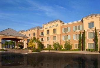 Ayres Hotel Chino Hills has Balcony rooms